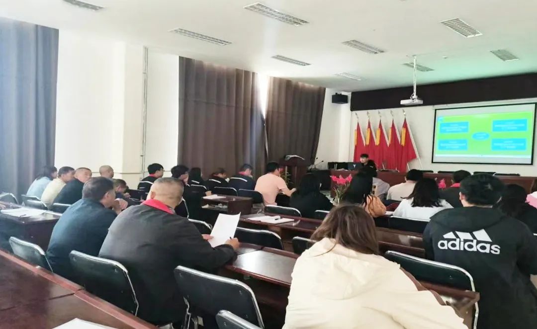 加强溶矿技术培训，全面提升专业水平